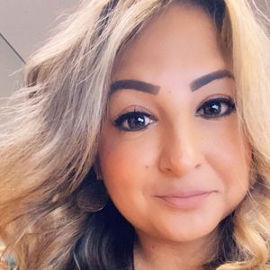 Meet your Posher, Sonia